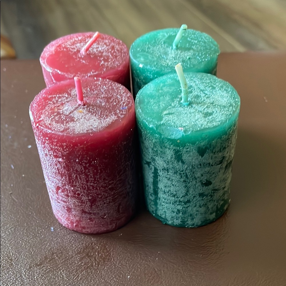 Set of Red and Green Votive Candles